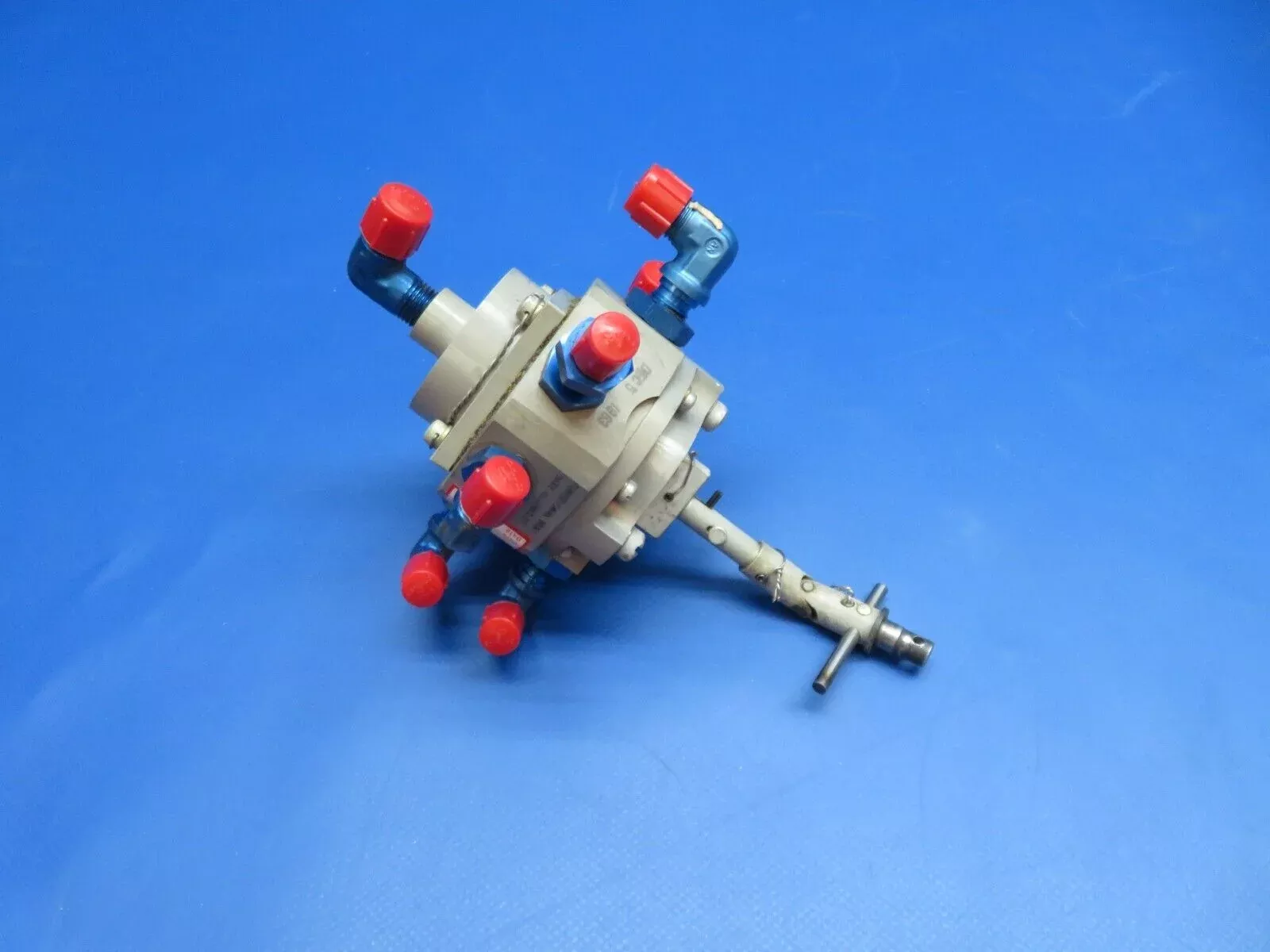Beech 95-B55 Baron H&E RH Fuel Selector Valve P/N HE825-1 (0325-200)