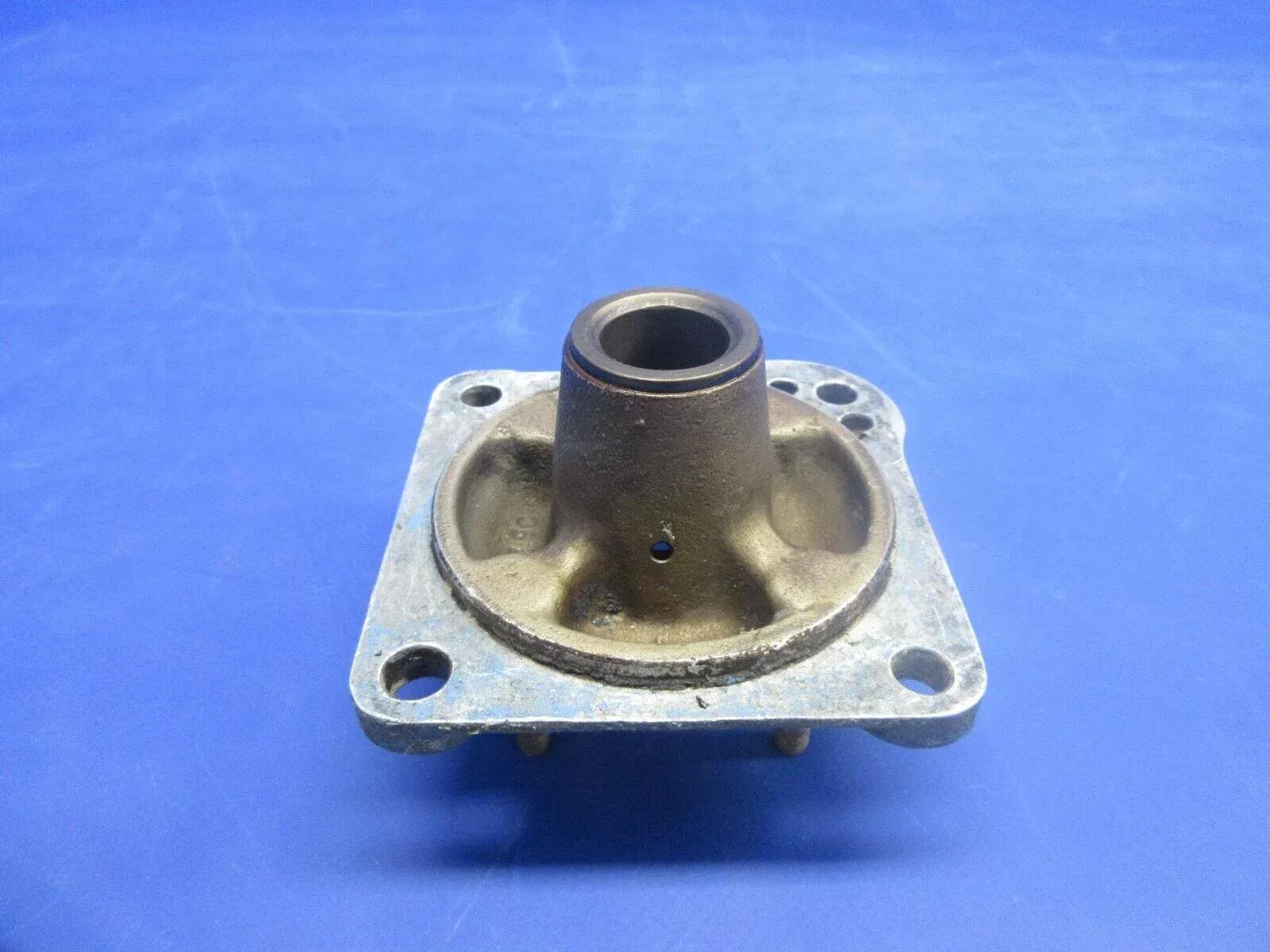 Continental IO-470-E Magneto & Accessory Drive Adapter P/N 534861A1 (0325-1006)
